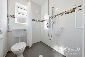 wet room- click for photo gallery